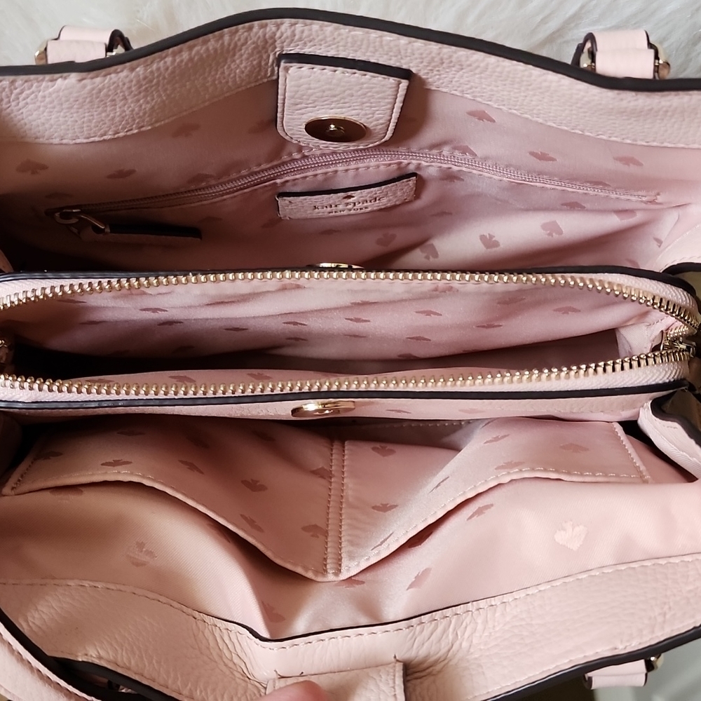 Kate Spade Pink Purse 🌸 - Picture 4 of 5
